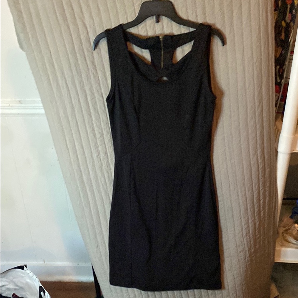 Elegant Black Sleeveless Dress